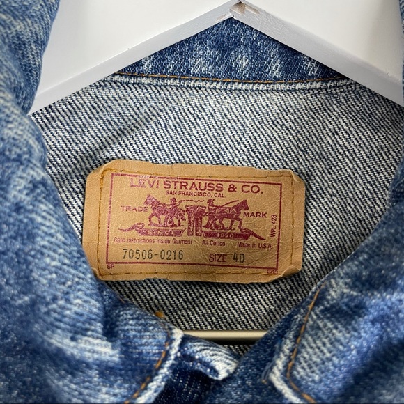 Levi's Denim Trucker Jacket - Picture 3 of 7